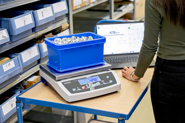 IoT-Line Balanza cuentapiezas KERN CKE 65K0.2
